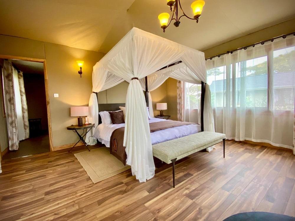 Karibu Camps And Lodges Lions Paw Ngorongoro Karatu Bagian luar foto
