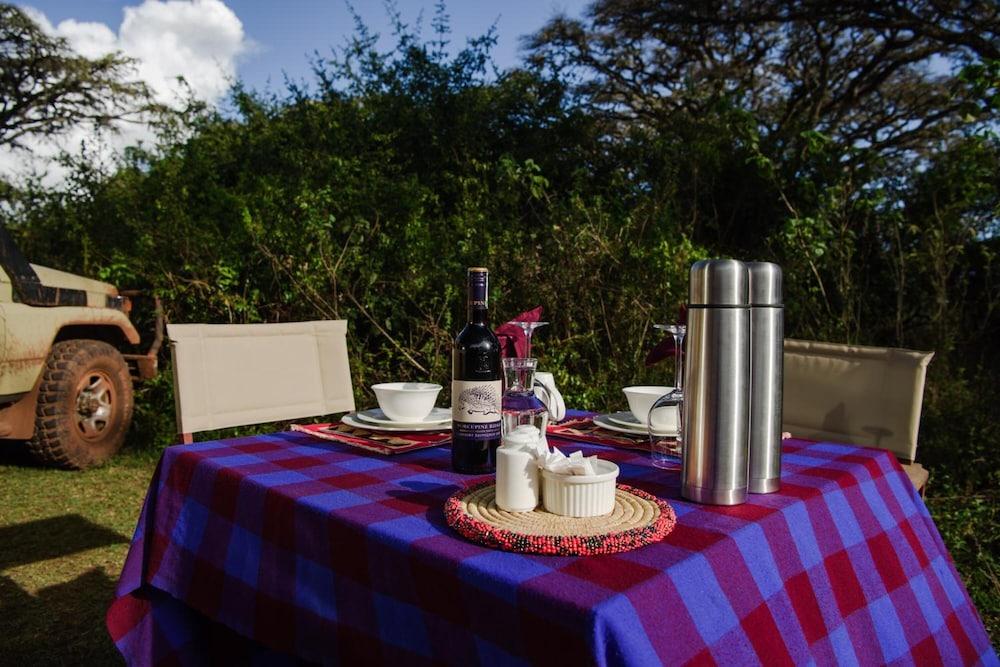 Karibu Camps And Lodges Lions Paw Ngorongoro Karatu Bagian luar foto